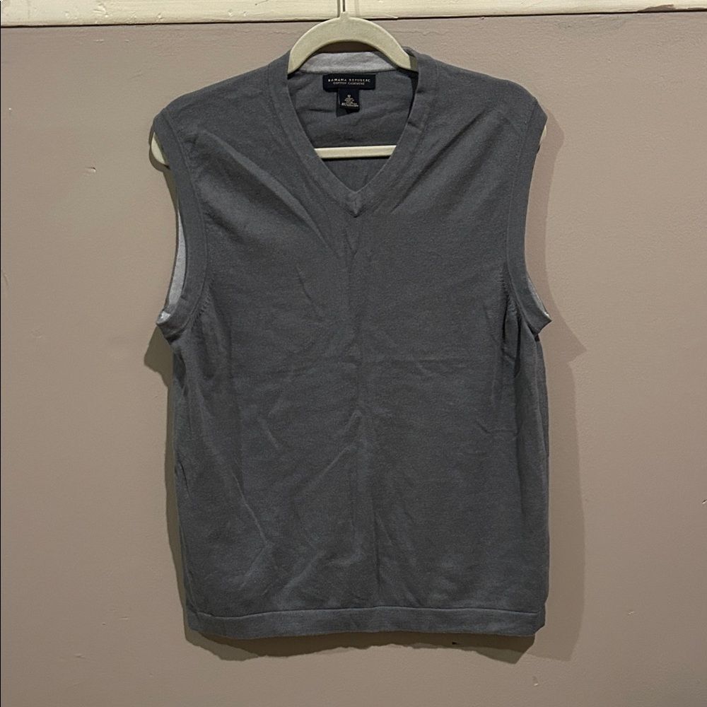 Banana Republic Cotton Cashmere Sweater in Gray. S M.  B2